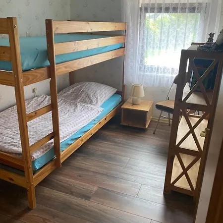 Haus Biene 펜션 슈라이덴